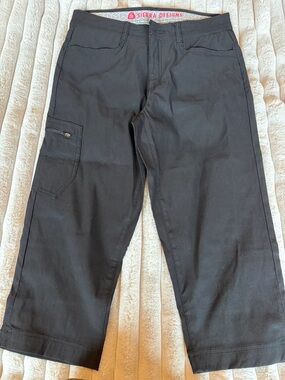 Sierra Designs Ladies Black Capri Pants